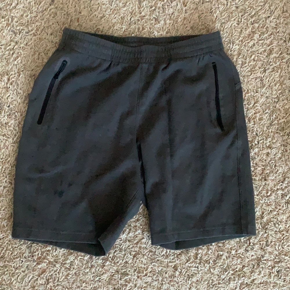 Men’s cotton shorts. Size M